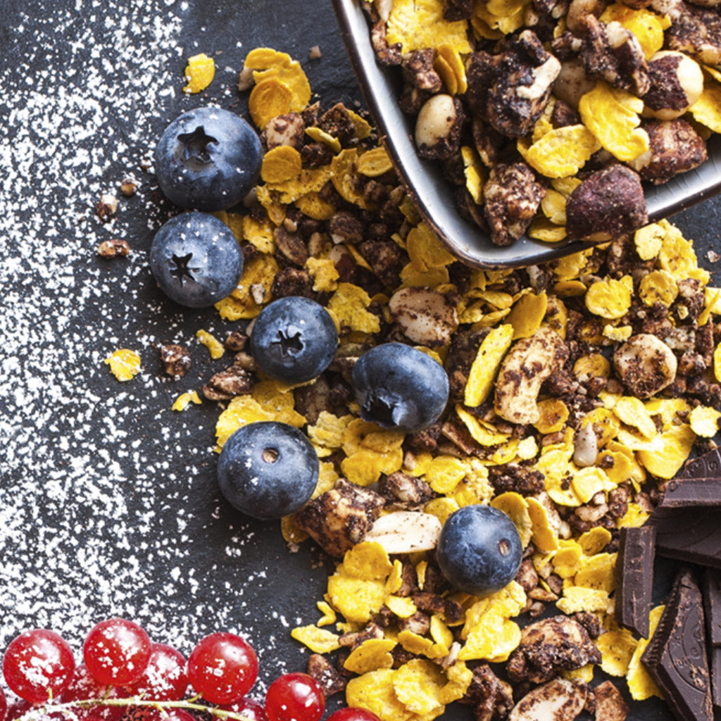 Low-Carb Schoko-Granola mit Lupinenflocken (Schoko-Müsli)